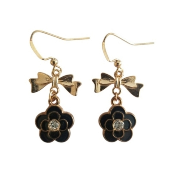 Handcrafted Flower Earrings - Picture 1 of 4